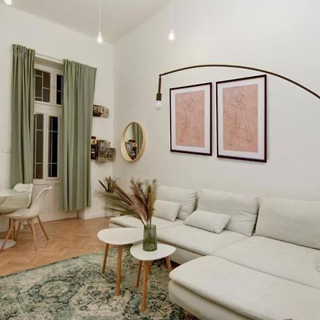 Lovely 3 Bedrooms Apartment In The Jewish Quarter 부다페스트 외부 사진