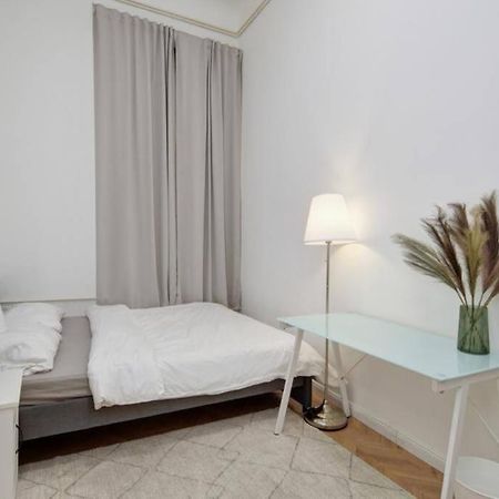 Lovely 3 Bedrooms Apartment In The Jewish Quarter 부다페스트 외부 사진