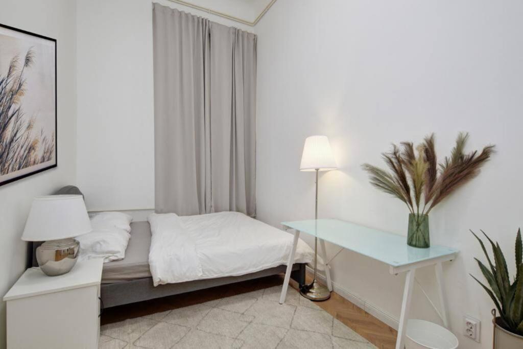 Lovely 3 Bedrooms Apartment In The Jewish Quarter 부다페스트 외부 사진