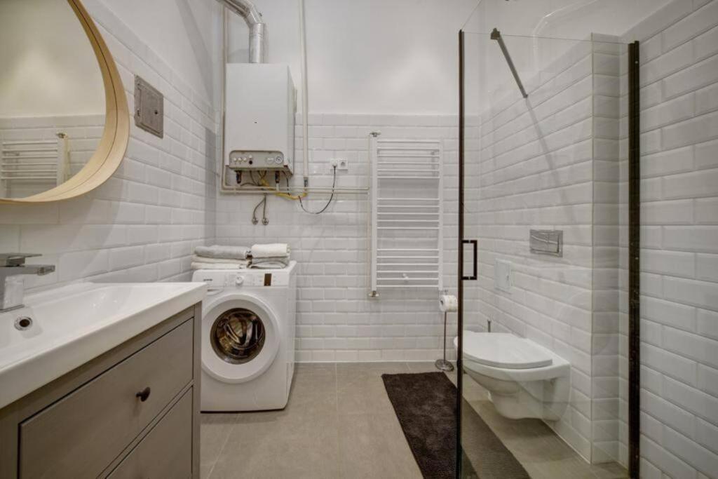 Lovely 3 Bedrooms Apartment In The Jewish Quarter 부다페스트 외부 사진